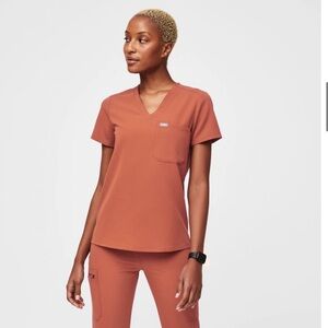 FIGS Terracotta Catarina One-Pocket Scrub Top